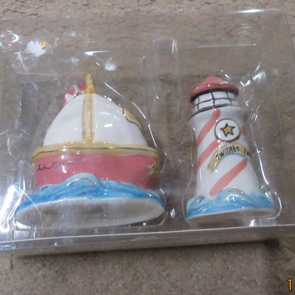 Essential Home Twilight Cove Salt & Pepper Shaker Set - Picture 1 of 5